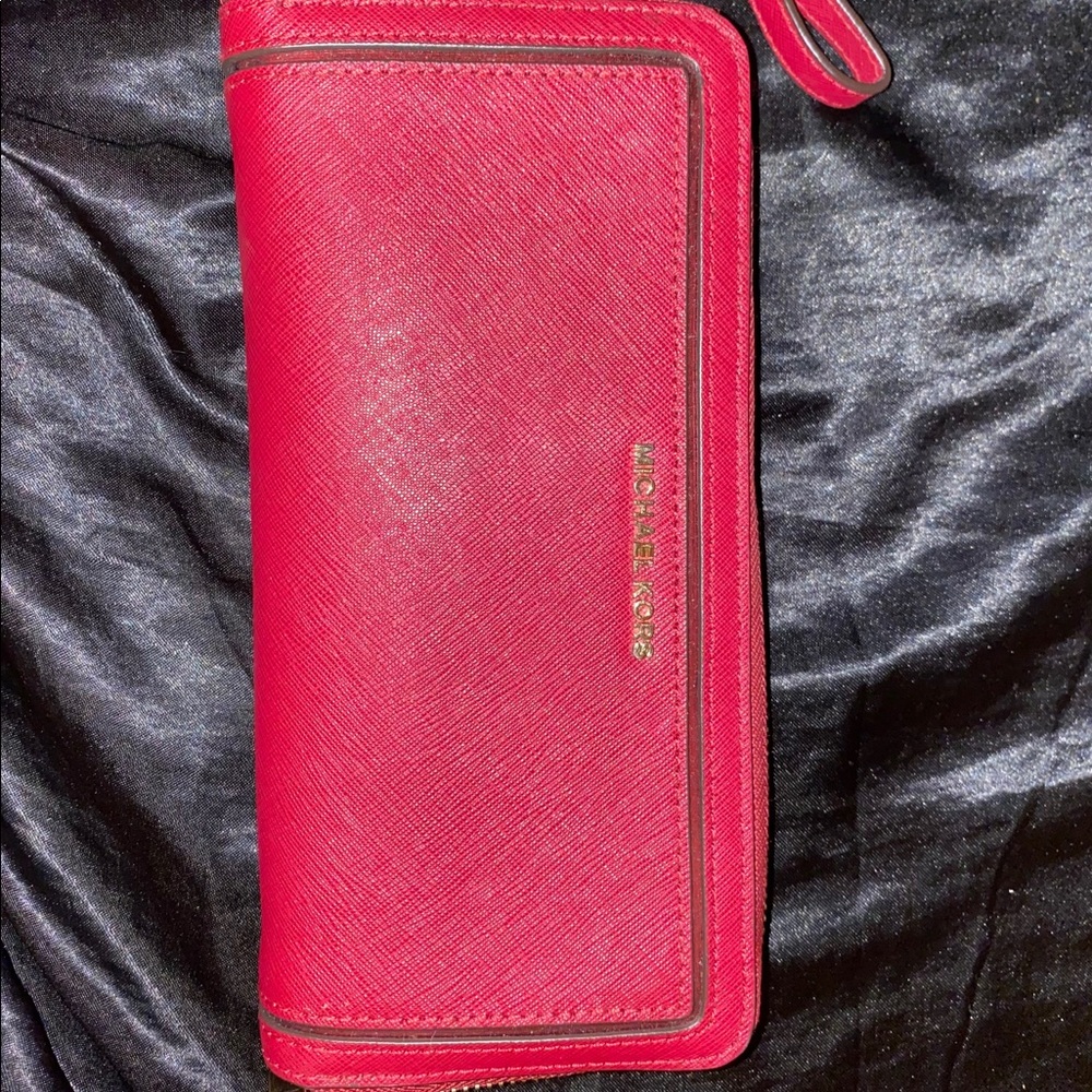 Micheal Kors Wallet